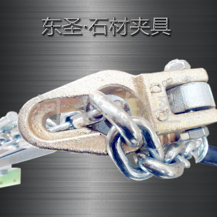 路沿石夾具吊裝路沿石施工現場圖片展示--河北東圣吊索具制造有限公司