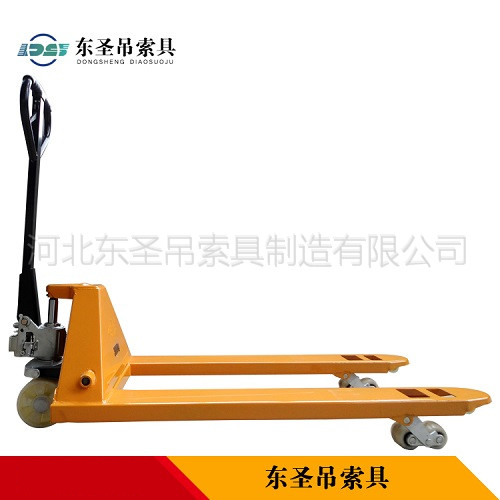 小型手動(dòng)叉車“出身來歷”廠家告訴你